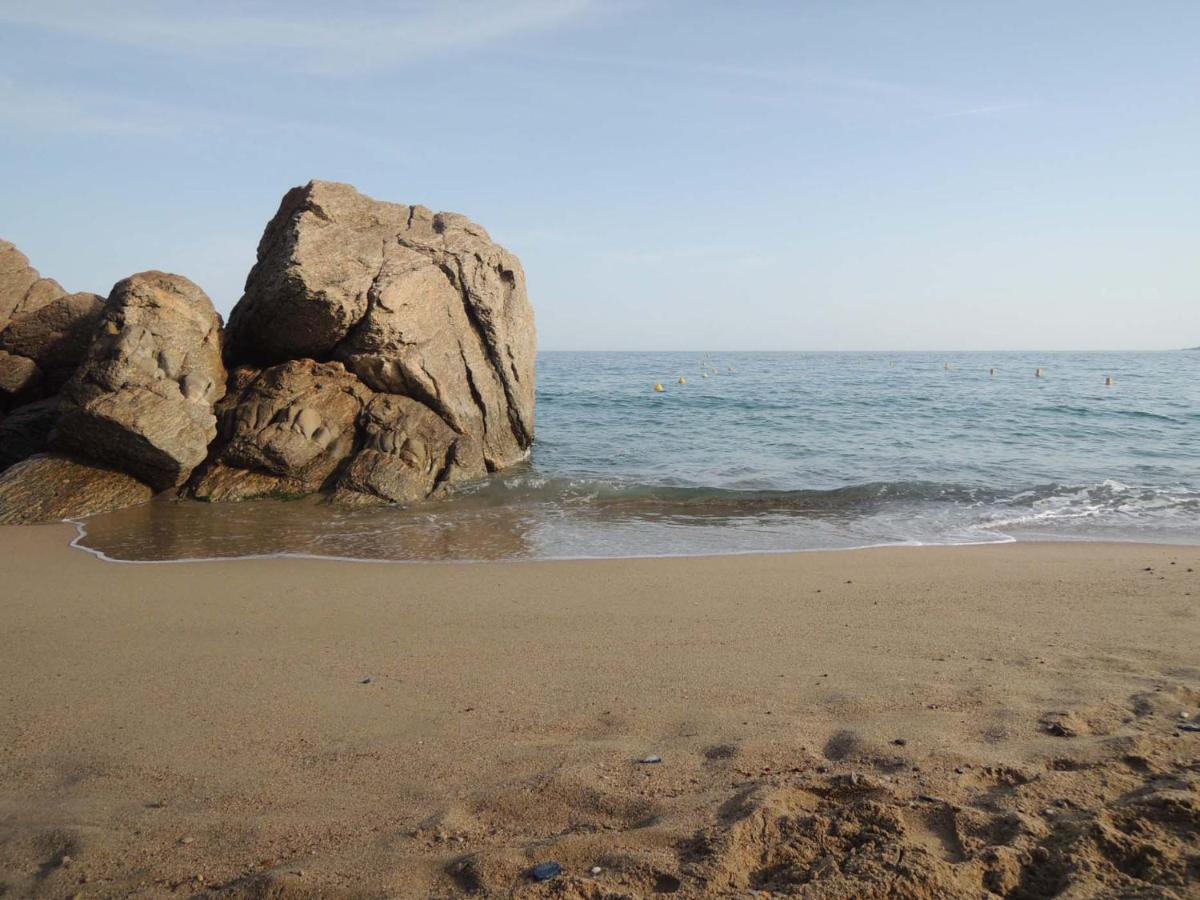 Luxury Family 2Br - Prime Location, Walk To Beach & Shopping, Sunny Balcony - Totolulu Cannes Hoche Εξωτερικό φωτογραφία