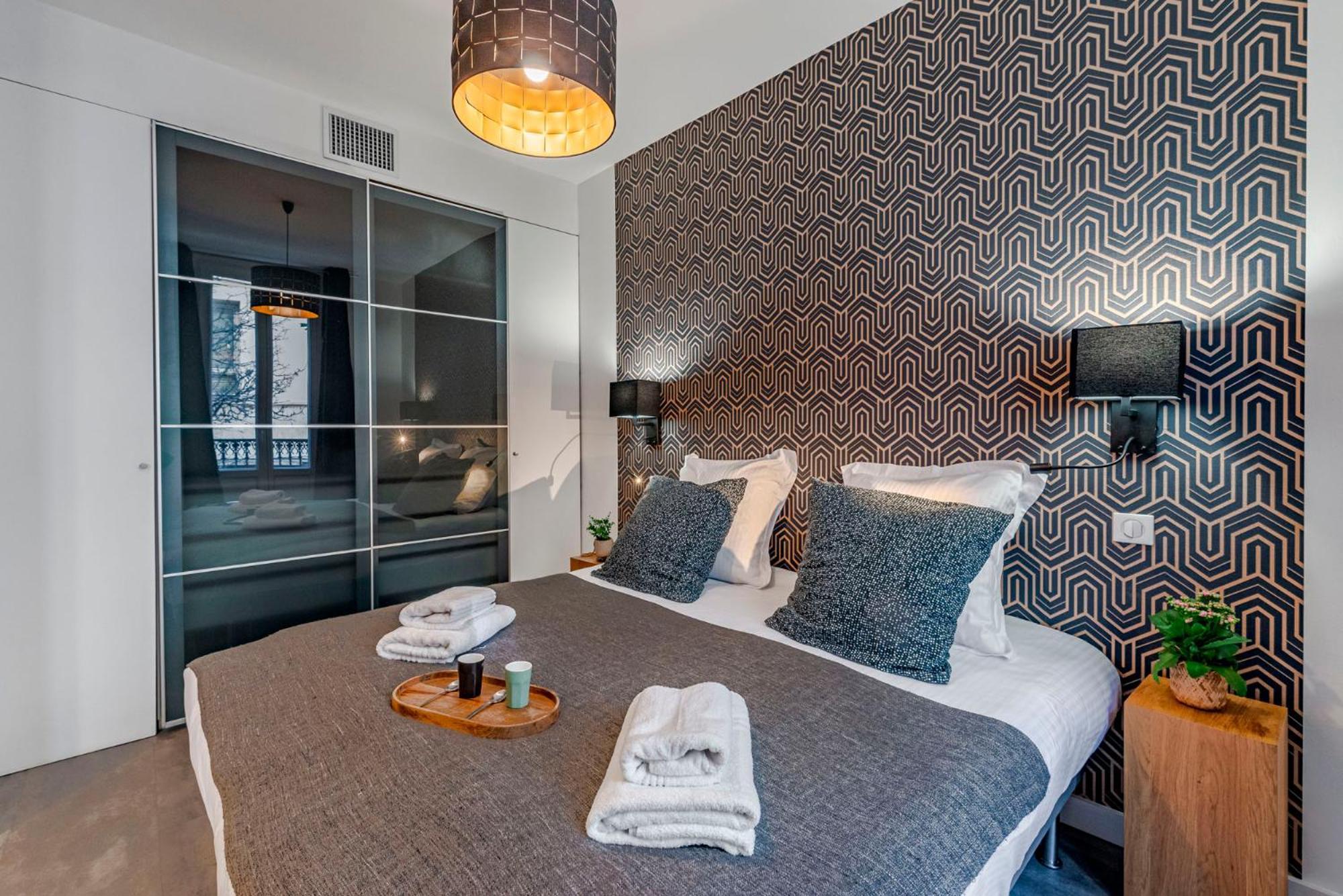 Luxury Family 2Br - Prime Location, Walk To Beach & Shopping, Sunny Balcony - Totolulu Cannes Hoche Εξωτερικό φωτογραφία