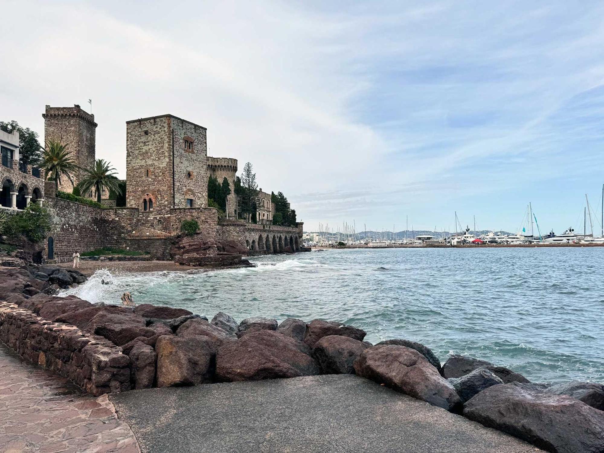 Luxury Family 2Br - Prime Location, Walk To Beach & Shopping, Sunny Balcony - Totolulu Cannes Hoche Εξωτερικό φωτογραφία