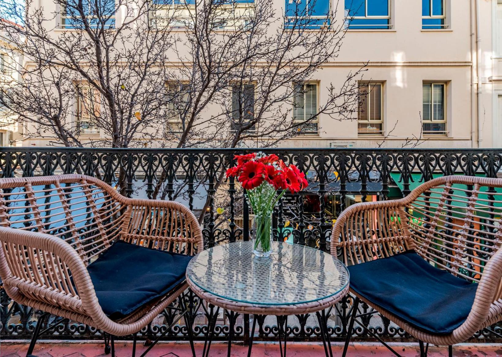 Luxury Family 2Br - Prime Location, Walk To Beach & Shopping, Sunny Balcony - Totolulu Cannes Hoche Εξωτερικό φωτογραφία